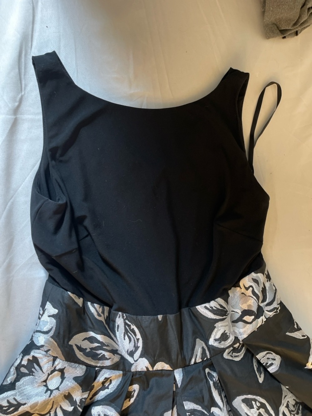 Lauren Ralph Lauren Black Floral Jacquard Fit Flare Dress Sz 2 Sleeveless Party - Picture 7 of 11
